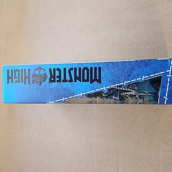 Frankie Stein Stitched In Style Barbie Doll Mattel NIB NRFB NWT - Picture 9 of 15